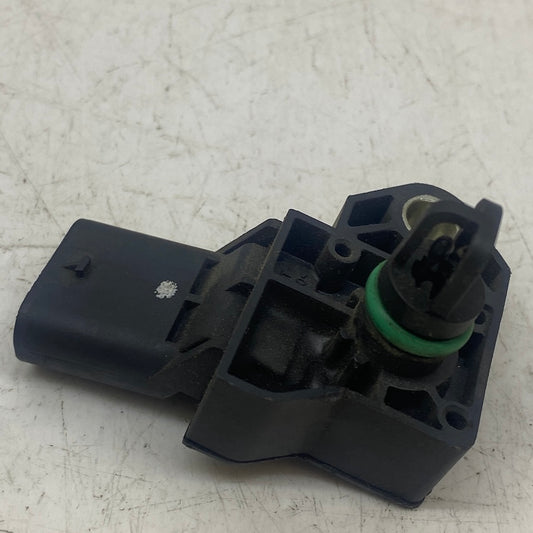 VOLVO XC60/XC90 D5 MAP Sensörü İntercooler 32223404 15-22