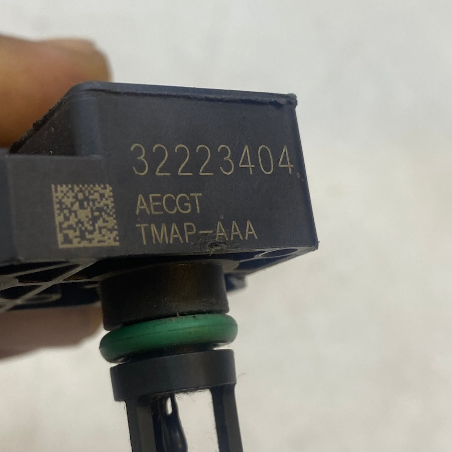 VOLVO XC60/XC90 D5 MAP Sensörü İntercooler 32223404 15-22