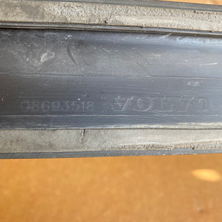 VOLVO XC70 Kapı Çıtası 08693516/08693518