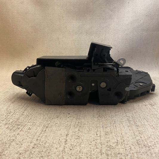 VOLVO XC70/XC60/S40/C30 Ön Kapı Kilidi 31253678/31253677