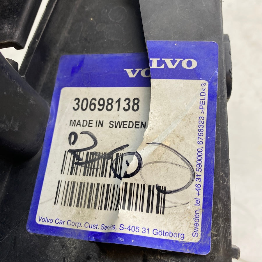 VOLVO XC90 Arka Braket 30698137/30698138