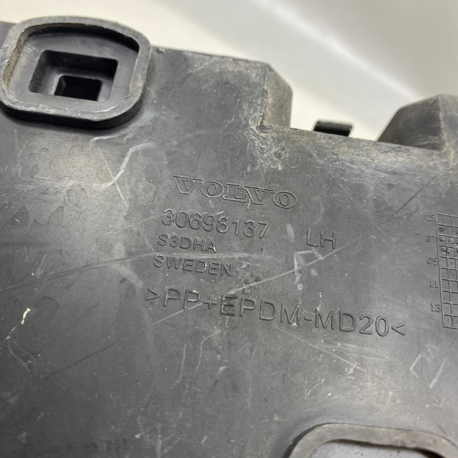 VOLVO XC90 Arka Braket 30698137/30698138