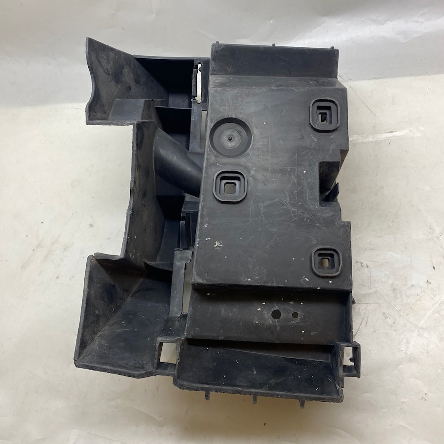 VOLVO XC90 Arka Tampon Braketi 30678277