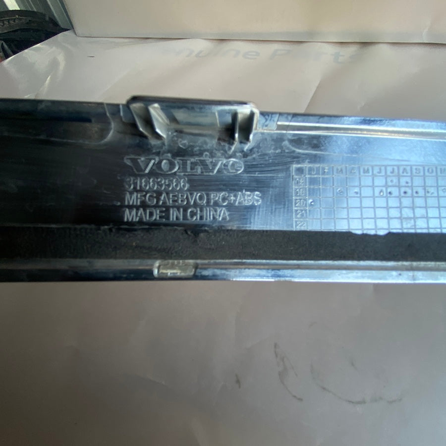 VOLVO XC90 Arka Tampon Nikelajı 31663566