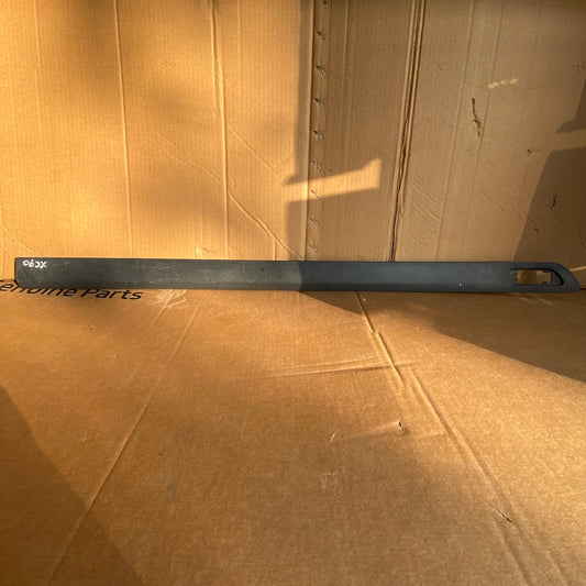 VOLVO XC90 Kapı Çıtası 09483885-0869941