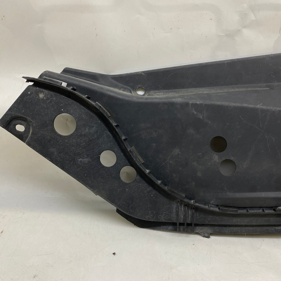 VOLVO XC90 Ön Sağ Çamurluk Üst Kaplaması 31442734 Orijinal Çıkma