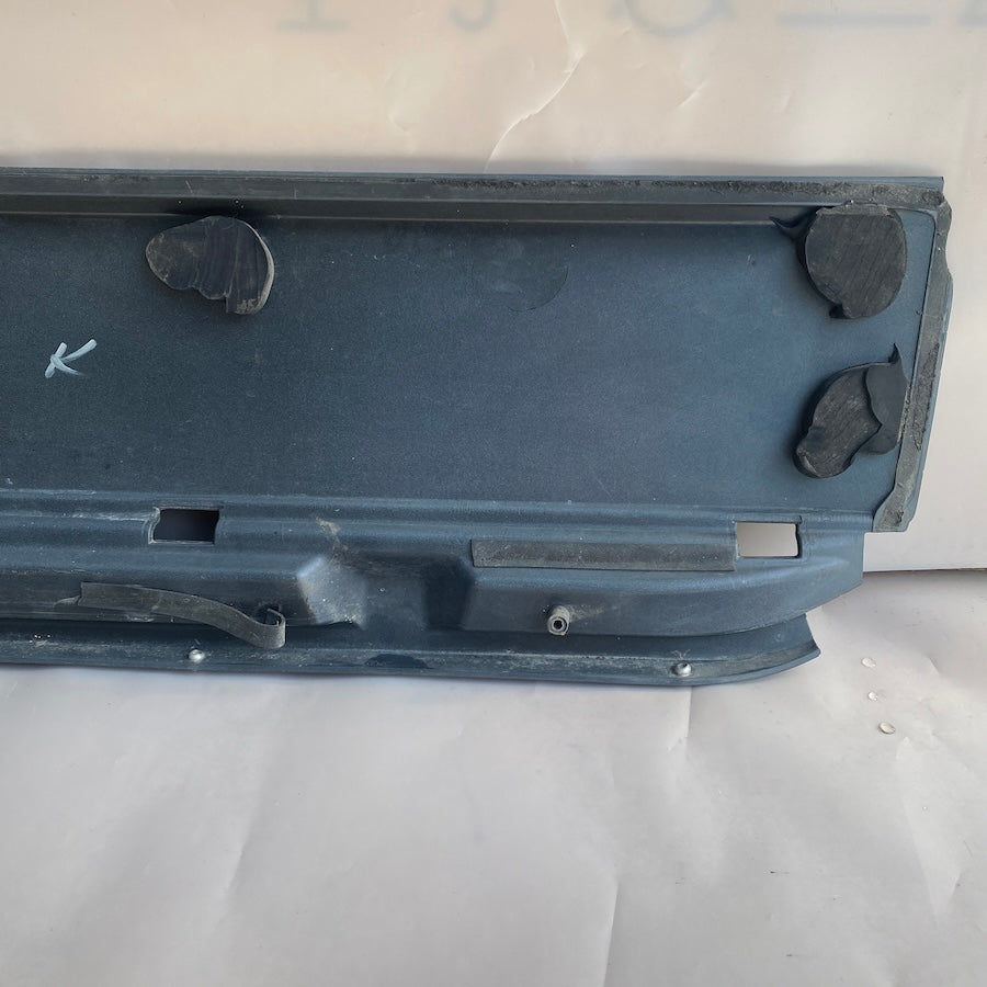 VOLVO XC90 Ön Sol Kapı Çıtası 30744174