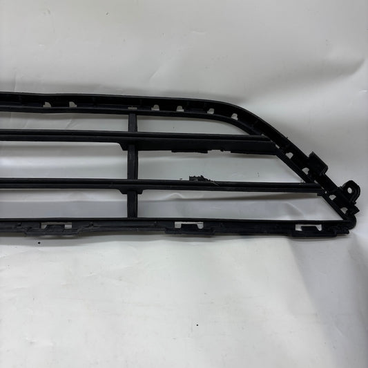 VOLVO XC90 Ön Tampon Orta Izgara 31353373