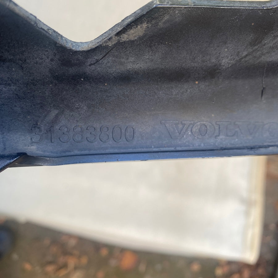VOLVO XC90 Sis Far Çerçevesi 31383800