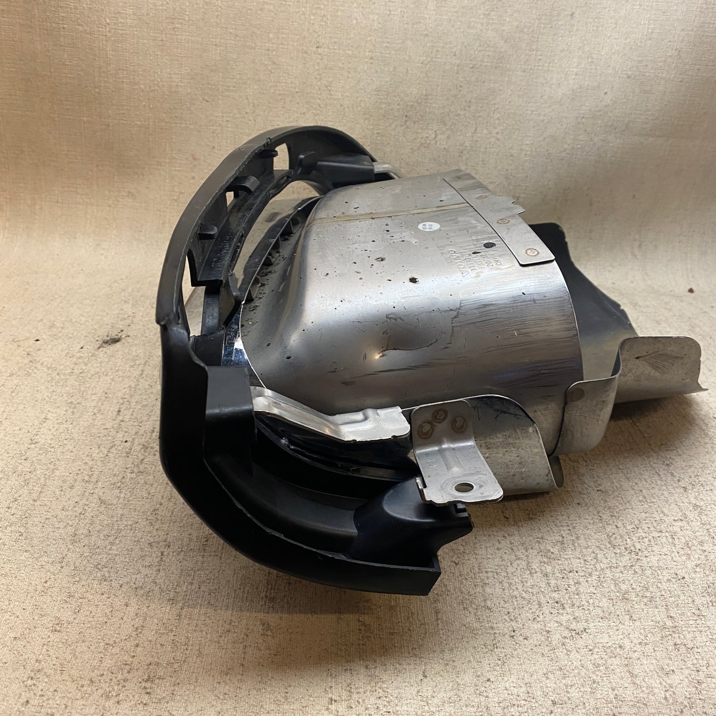 VOLVO XC90 Sol Egzoz Ucu 31690660