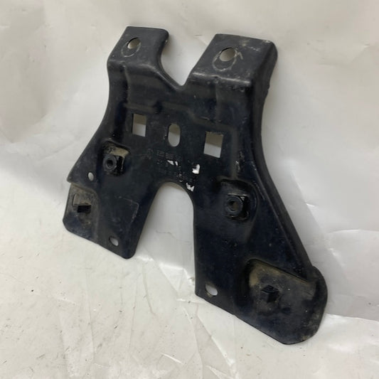 VW Superb/Passat Radar Kilit Braketi 360805567