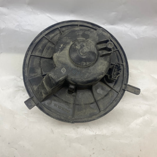 Volkswagen Golf 5/Caddy Kalorifer Motoru 1K1819015