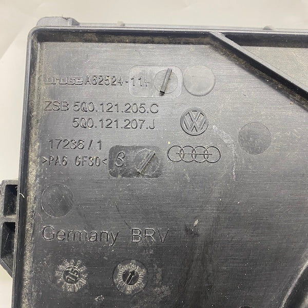 Volkswagen Golf 7 Fan Davlumbazı 5Q0121205C