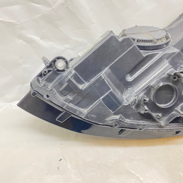 Volkswagen Golf 7 Sağ Far 044923 90045128 En Uygun Oto Parça