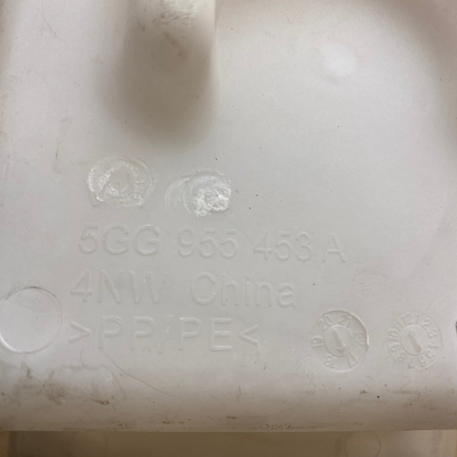 Volkswagen Golf 7 Silecek Su Deposu 5GG 955 453 A/B