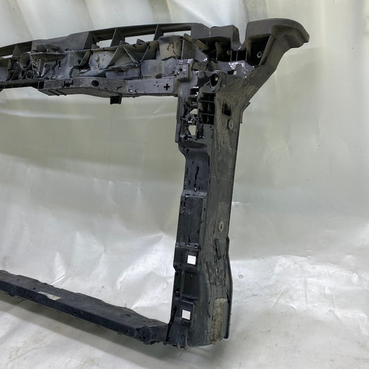 5HO805588J kodlu VW Golf 8 ön gövde paneli – çıkma OEM kaporta elemanı.