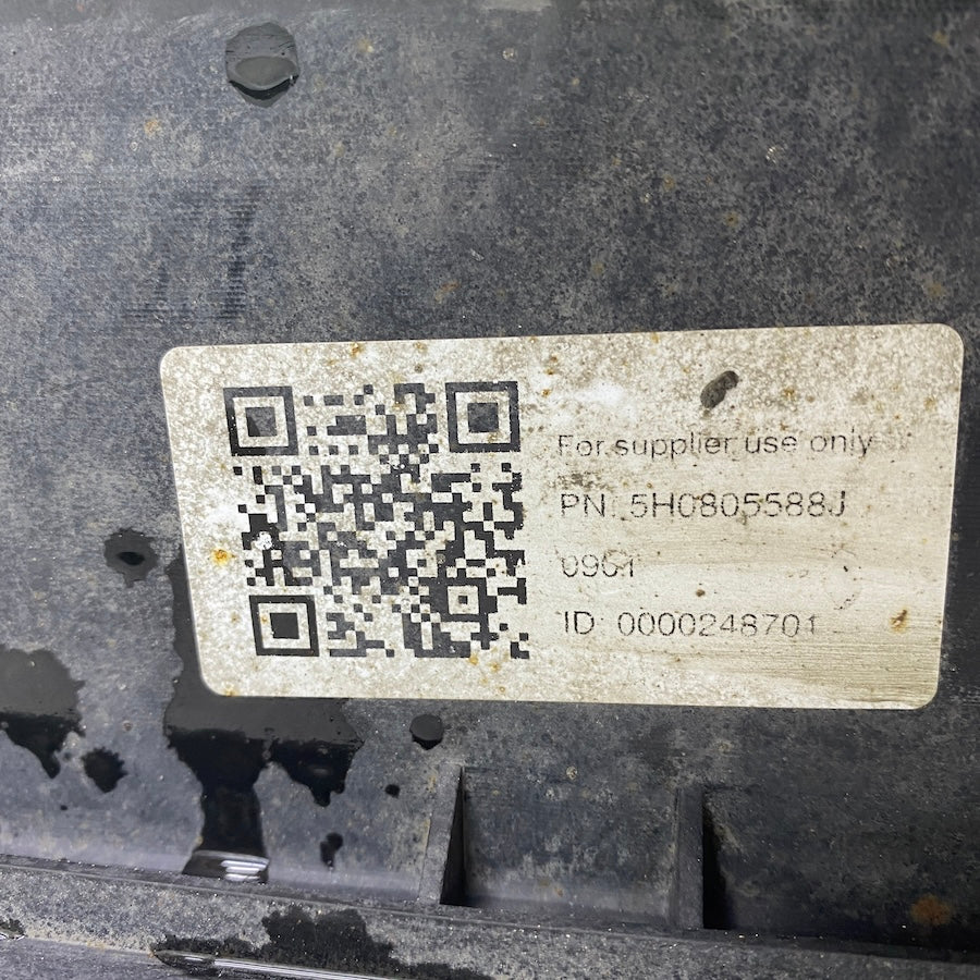 Volkswagen Golf 8 Ön Panel 5HO805588J Orijinal Çıkma 2020-2024