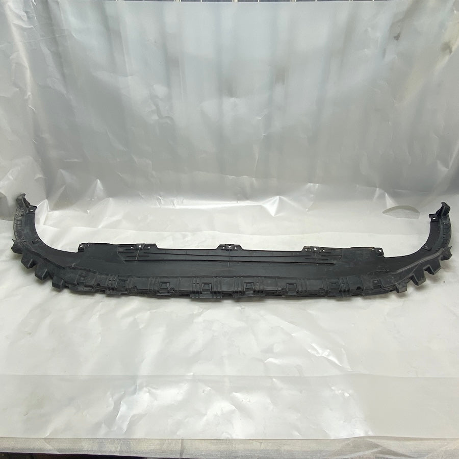 Volkswagen Golf 8 Ön Tampon Alt Spoyler 5H0805915