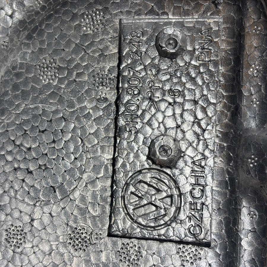 Volkswagen Golf 8 Ön tampon Köpüğü 5H0807248