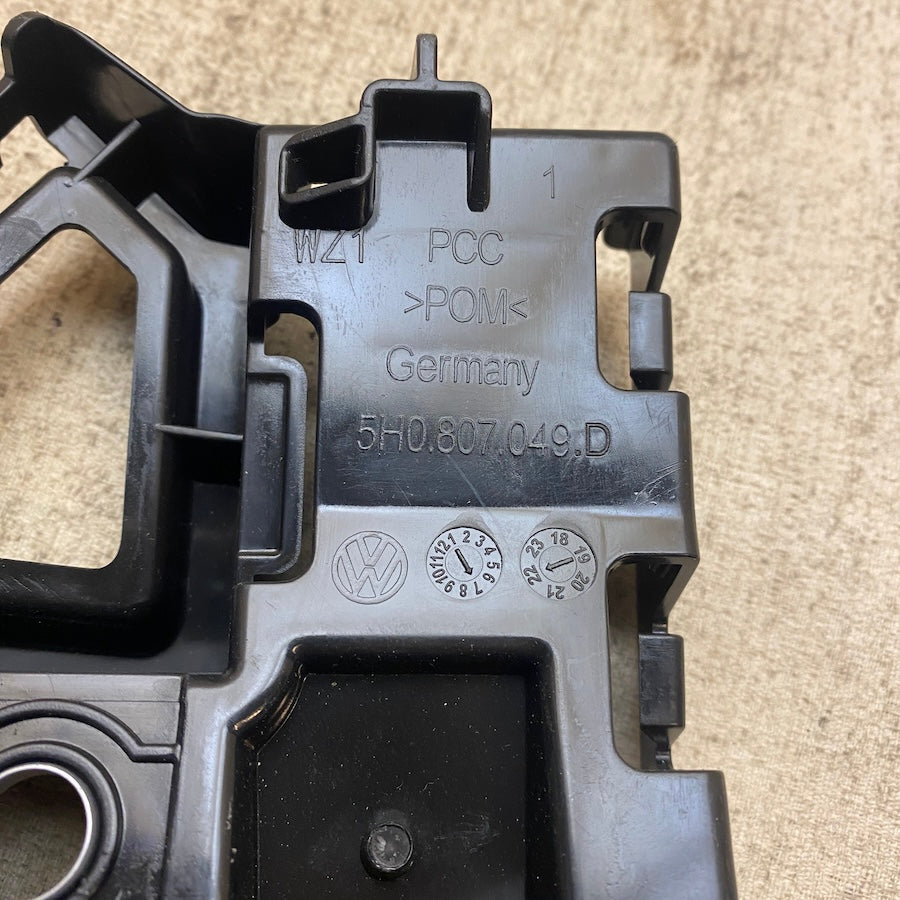 Volkswagen Golf 8 Tampon Braketi 5H0807050D