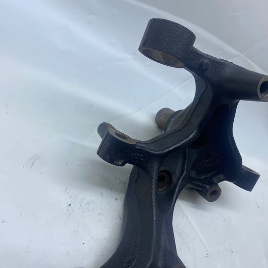 Volkswagen Jetta 6 Arka Tekerlek Taşıyıcı 5054358