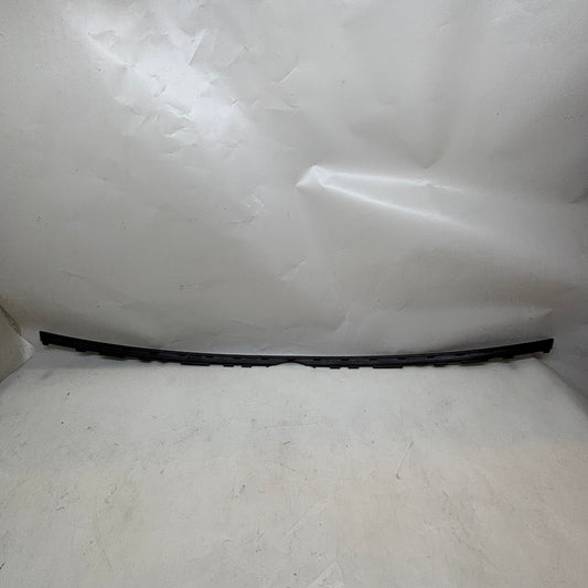 Volkswagen Passat B8 Ön Panjur Üst Çıtası 3G0853063