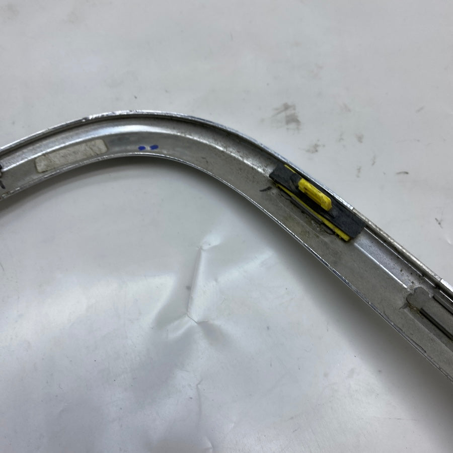 Volkswagen Passat Sağ Arka Cam Üst Çıtası 36589644