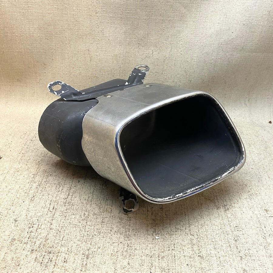 Volkswagen Phaeton Egzoz Uç Nikelajı 3D0253682D