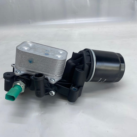 Volkswagen Polo 1.4 CUS Motor Yağ Filtre Kütüğü 04B11538913 - En Uygun Oto Parça