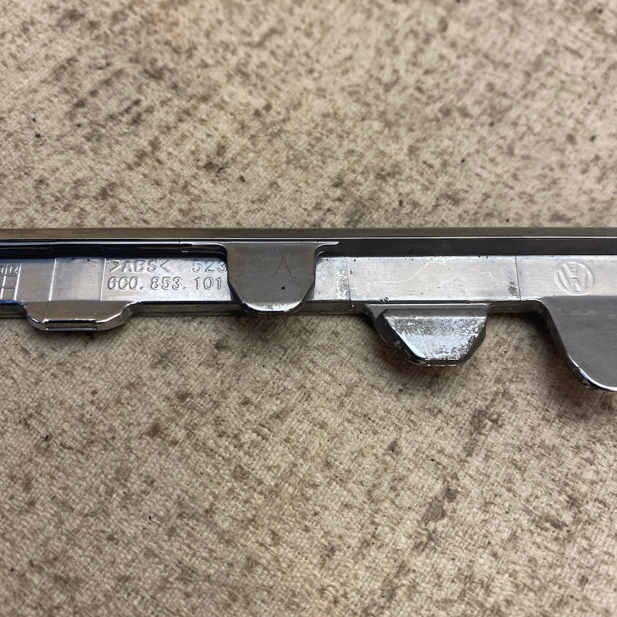 Volkswagen Polo GTI Ön Tampon Alt Krom 6C0853101