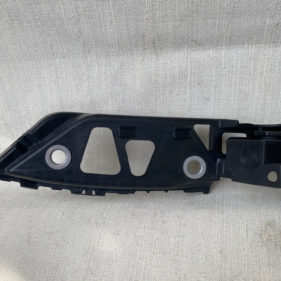 Volkswagen Polo Ön Tampon Braketi Sağ 6RG.805.072B