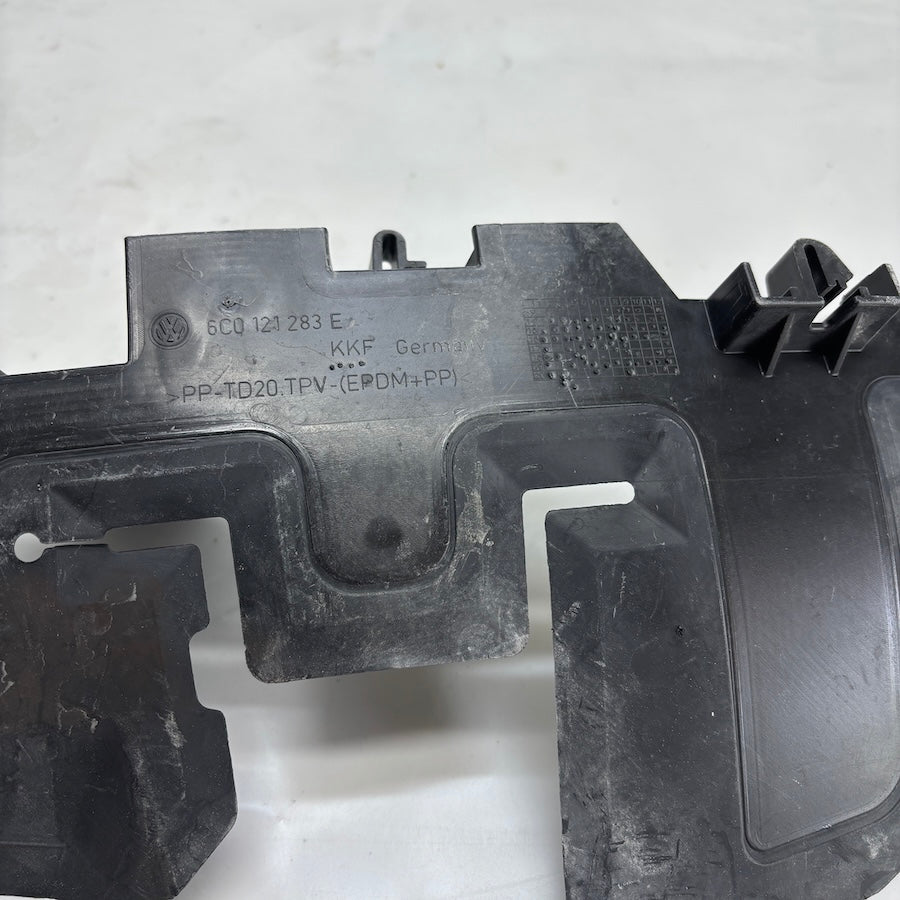 Volkswagen Polo Radyatör Hava Bakalit 6C0121283E