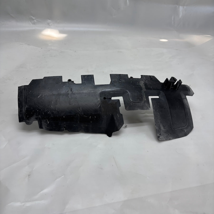 Volkswagen Polo Radyatör Hava Bakalit 6C0121283E