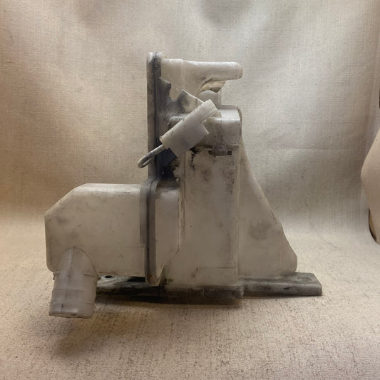 Volkswagen Polo Silecek Su Deposu 6R0 955 453