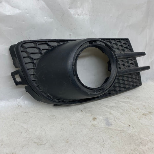 Volkswagen Tiguan Ön Tampon Sağ Sis Kapağı Orijinal Çıkma En Uygun Oto Parça