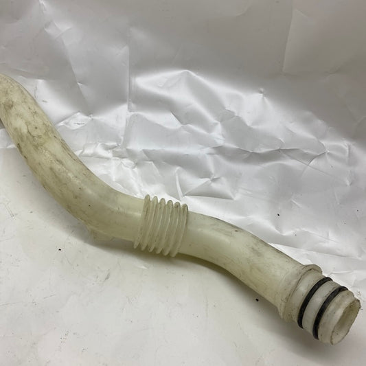 Volkswagen Transporter Silecek Su Doldurma Borusu 7HO955463