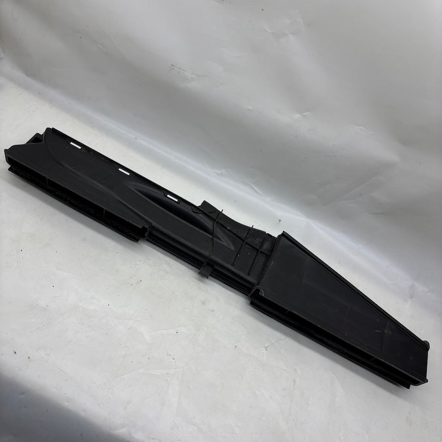 Volkswagen Golf 7 Ön Panel Üst Bakalit/Hava Yönlendirici 5QO129254E