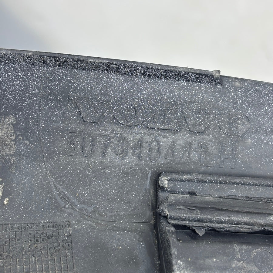 Volvo C30 Çamurluk Dodik 30779141 30779144