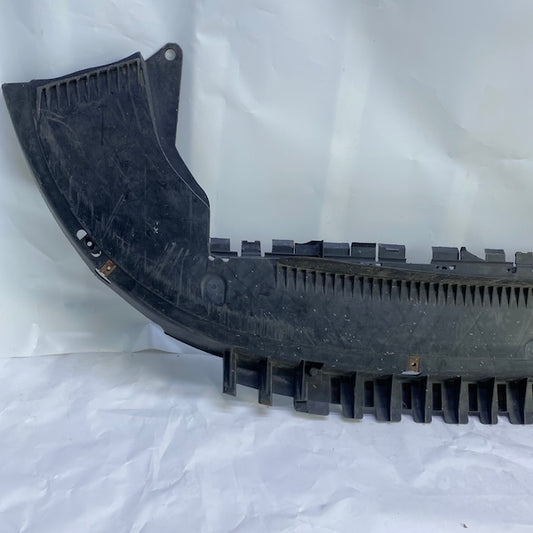 Volvo C30 Ön Tampon Alt Muhafaza Radyatör Alt 30655409