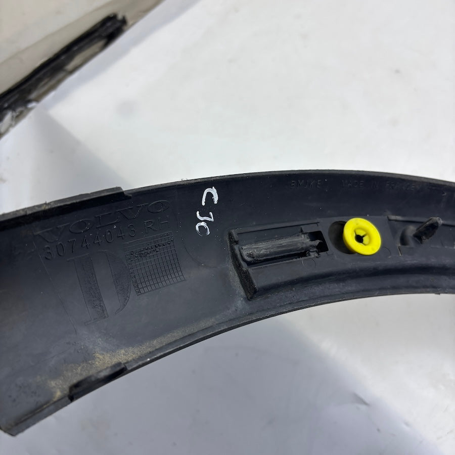 Volvo C30 Sağ Ön Dodik 30744043