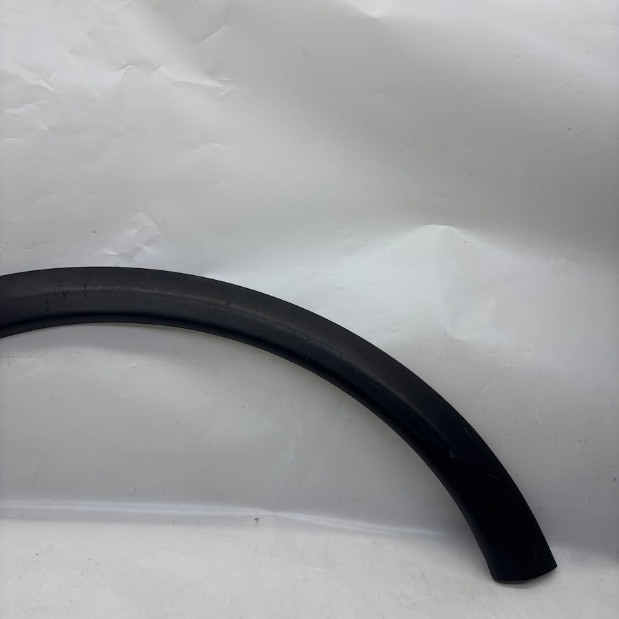 Volvo C30 Çamurluk Dodiği 31283126
