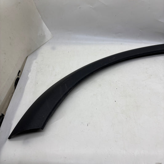 Volvo C30 Sol Ön Çamurluk Kaplaması 31283124