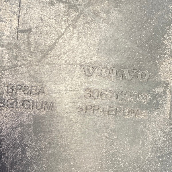 Volvo S40 Arka Tampon 30676200 04-08