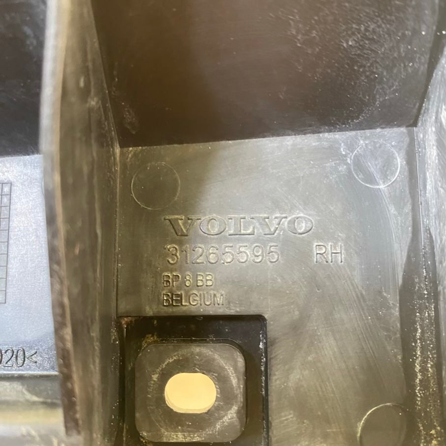 Volvo S40 Arka Tampon Tutucu Braketi 31265594/31265595