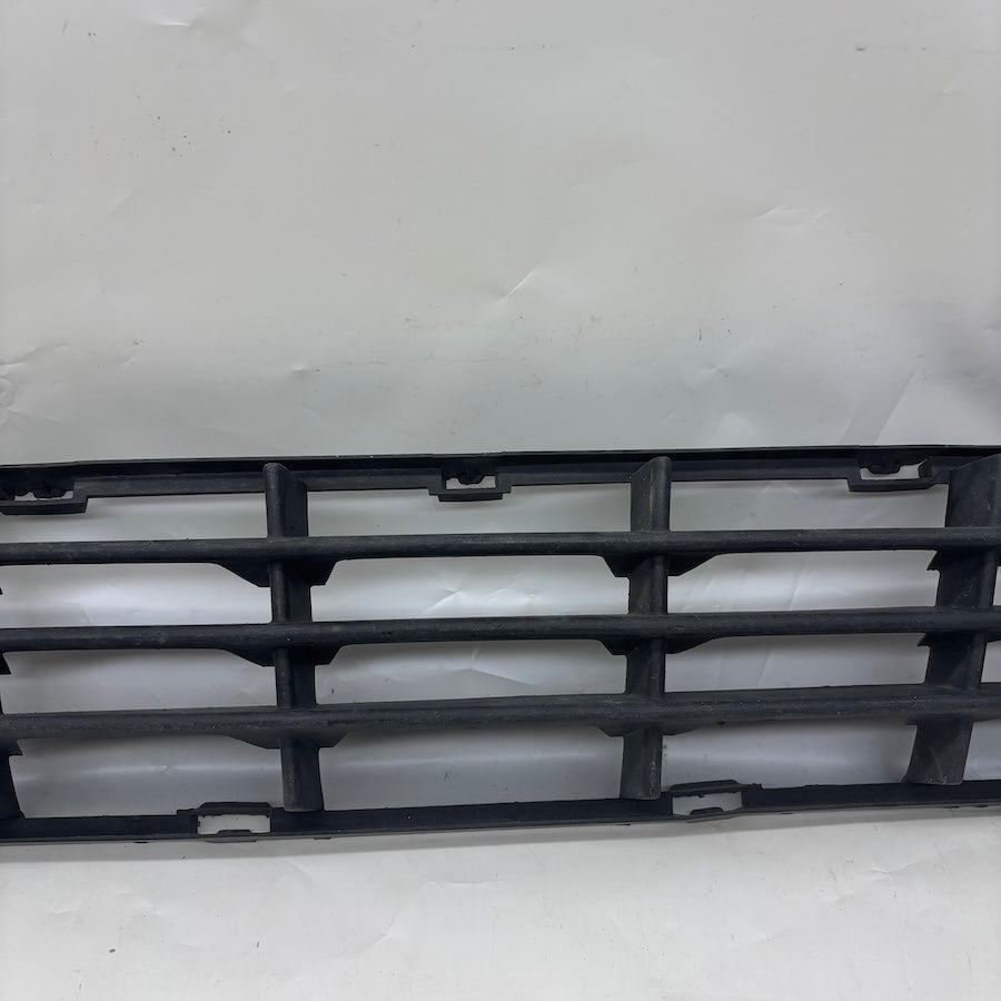 Volvo S40 Tampon Orta Izgara 30657006 - En Uygun Oto Parça