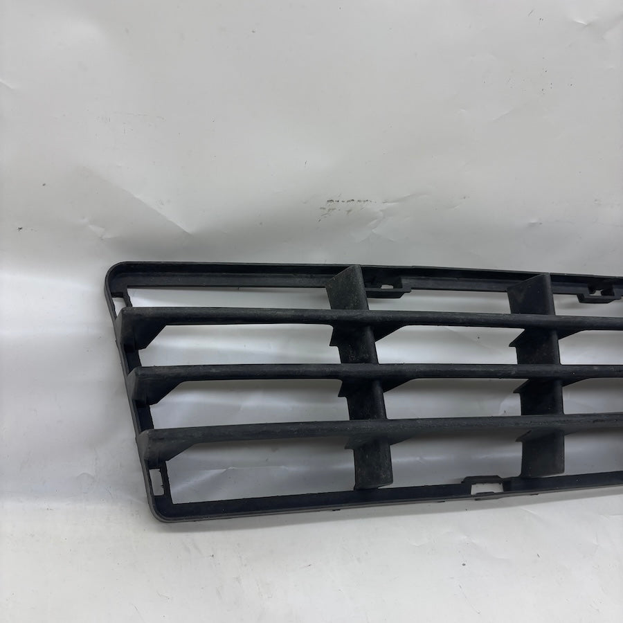 Volvo S40 Tampon Orta Izgara 30657006 - En Uygun Oto Parça
