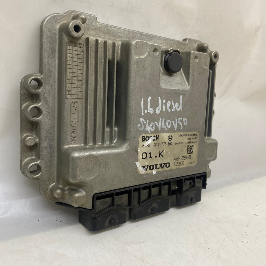 Volvo S40 / C30 / V50 Motor Beyni 4N51-12A650-BB / 31211076 Orijinal Çıkma ECU 2008-2012