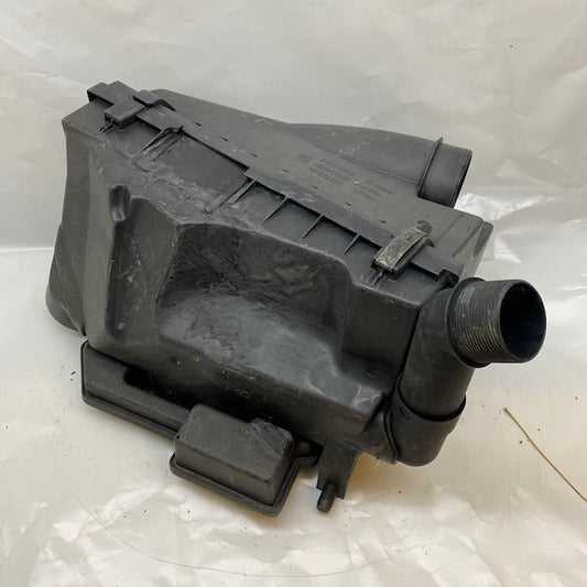 Volvo S40/V40 Hava Filtre Kutusu 30855927