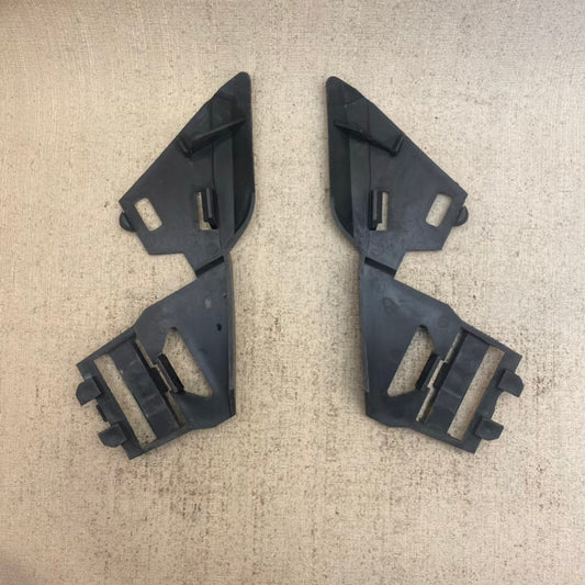 Volvo S40/V50 Far Ayak Braketi 30678261/30678262