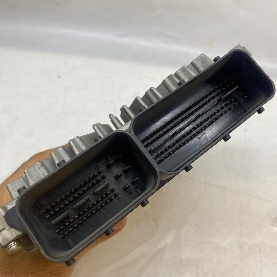 Volvo S40/V50/C30 Motor Beyni 30743101 Orijinal Çıkma ECU 2004-2006